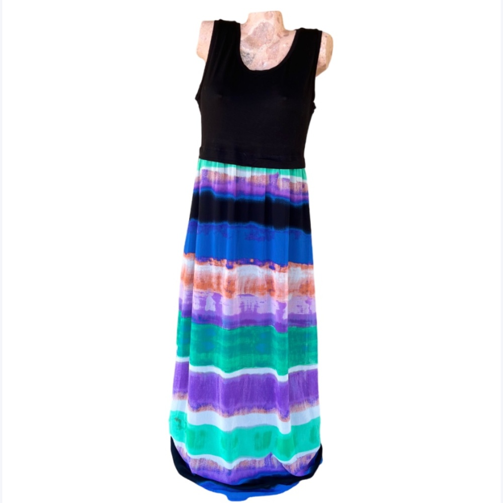 Black/Multi-Color Maxi